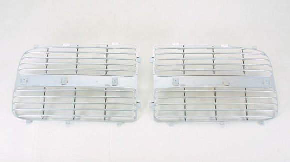 2002-2005 Dodge Ram 1500 Grille Panel Passenger Side Chrome