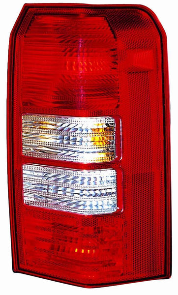 Tail Lamp Passenger Side Jeep Patriot 2008-2017 2 Hole Capa , Ch2801181C