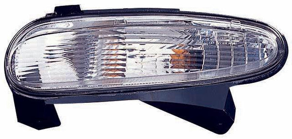 2005-2009 Buick Lacrosse Signal Lamp Front Passenger Side (In Bumper) High Quality