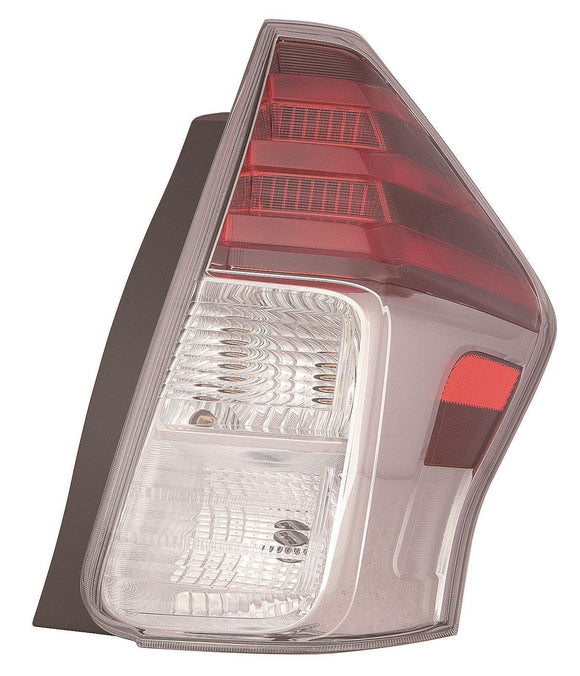 2015-2017 Toyota Prius V Tail Lamp Passenger Side High Quality