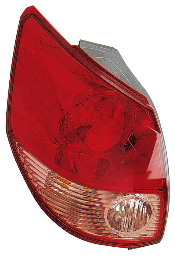 2003-2004 Toyota Matrix Tail Lamp Driver Side