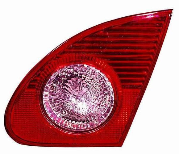 2003-2008 Toyota Corolla Sedan Trunk Lamp Passenger Side (Back-Up Lamp)